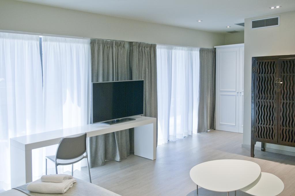 Suite Room
