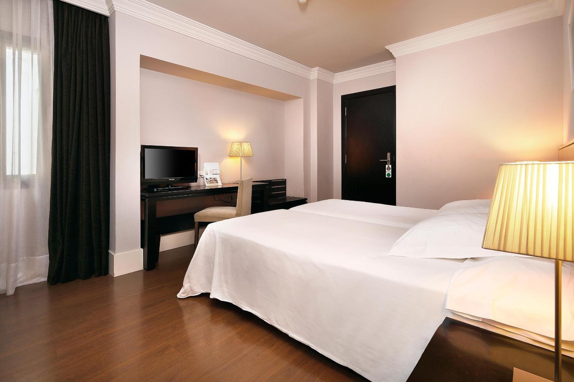 Chambre Double Basique (1 ou 2 Lits)