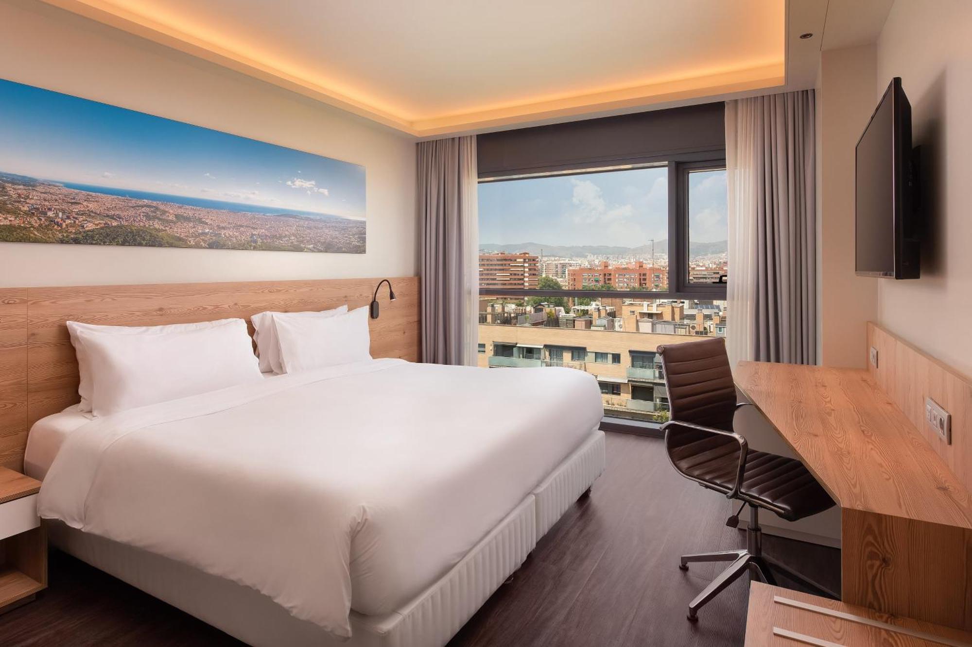 Premium King Room City View,1710156363:JPEG