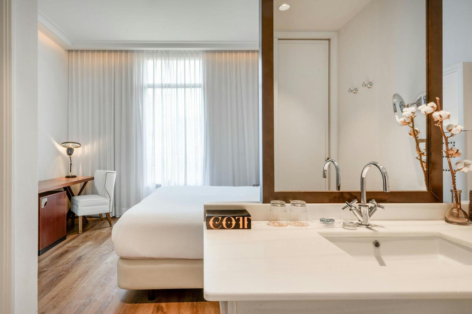 Madras Queen Room