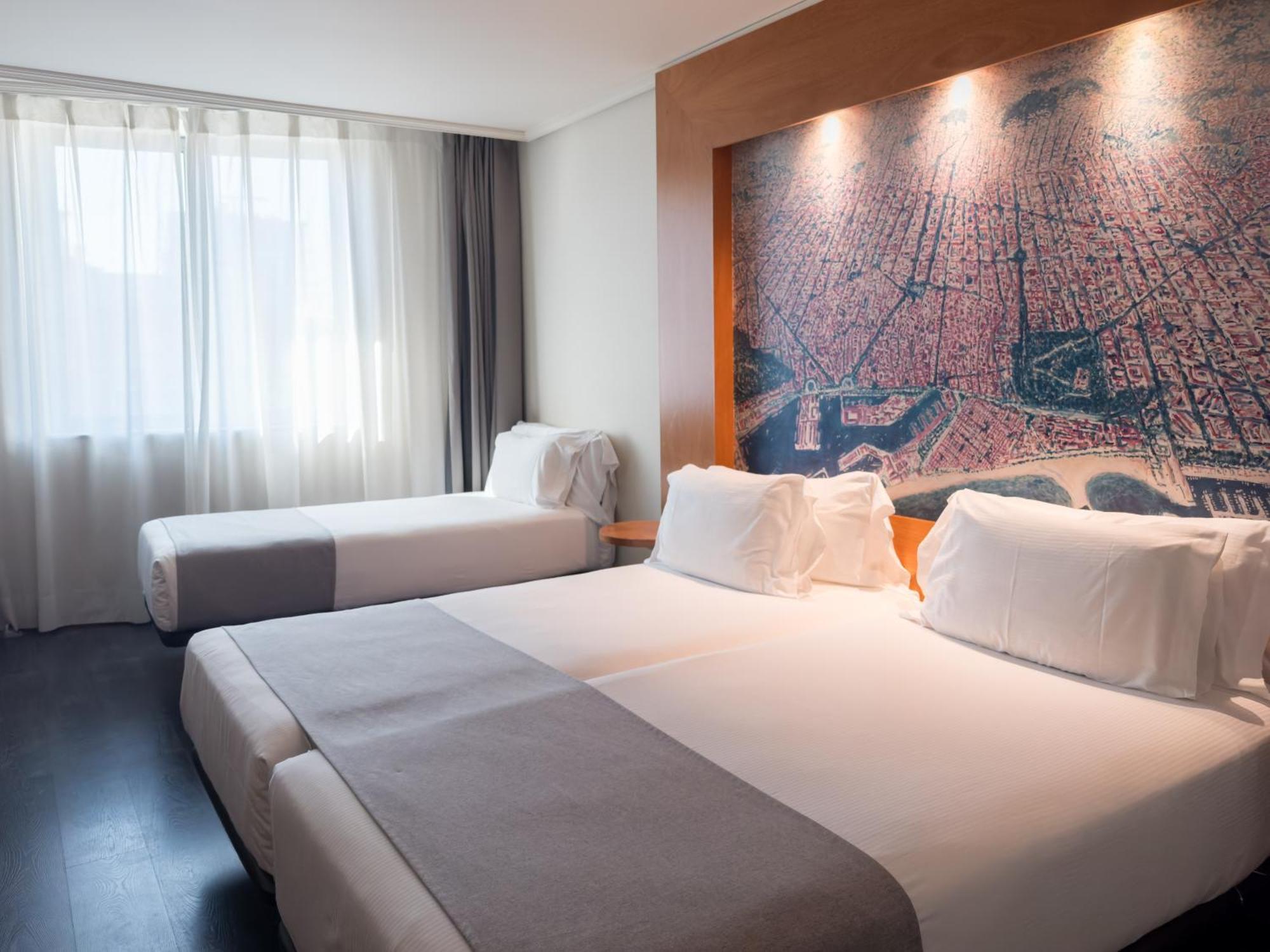 Triple Room (2 Adults + 1 Child),1690932171:JPEG