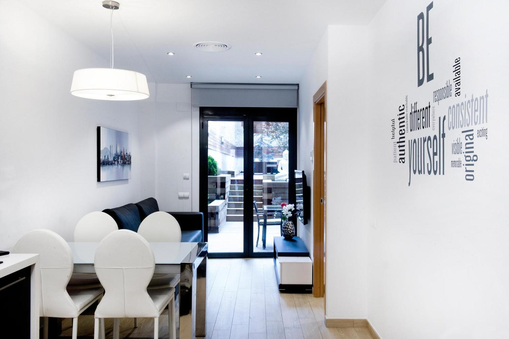 One-Bedroom Apartment Garden