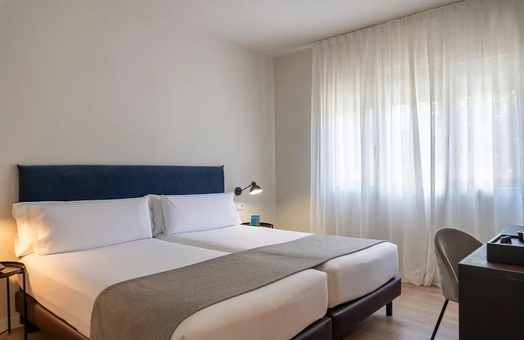 Tres Torres Atiram Hotel-1