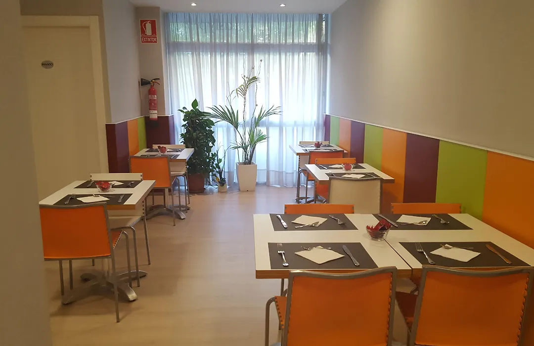 Hostal Aslyp 114-1