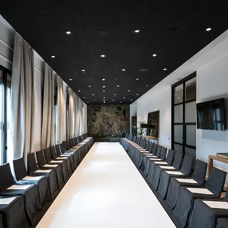 Grand Hotel Central, Small Luxury Hotels-2