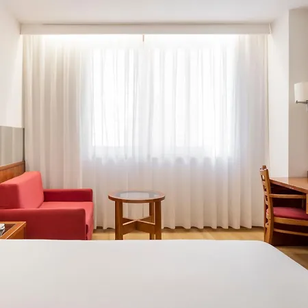 Ilunion Les Corts Spa-3